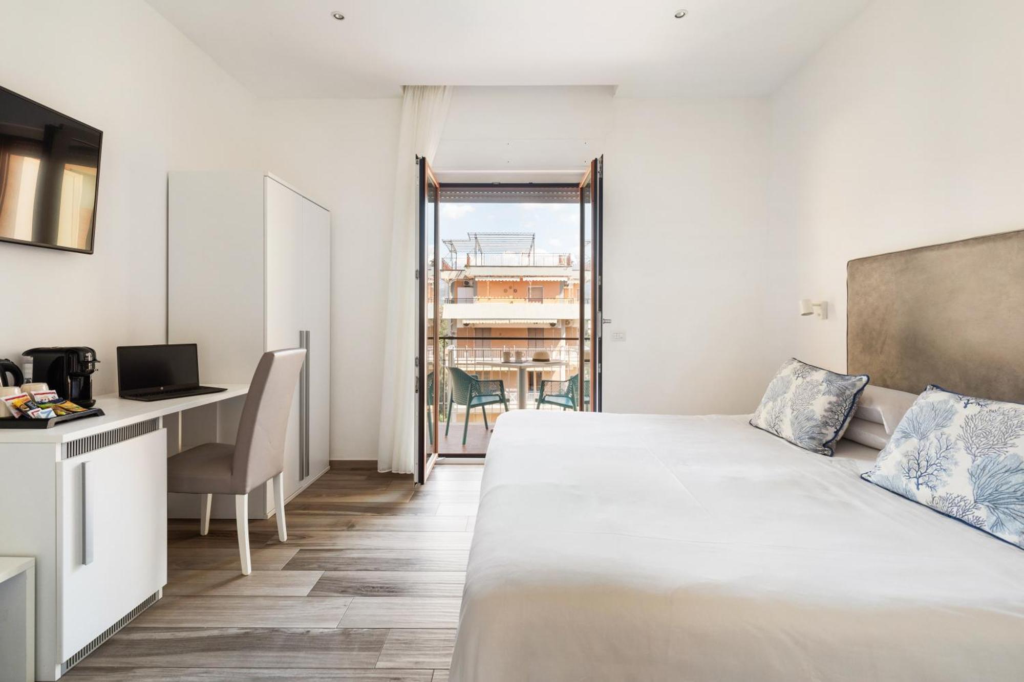 Yourhome - Maison Degli Aranci Sorrento Buitenkant foto