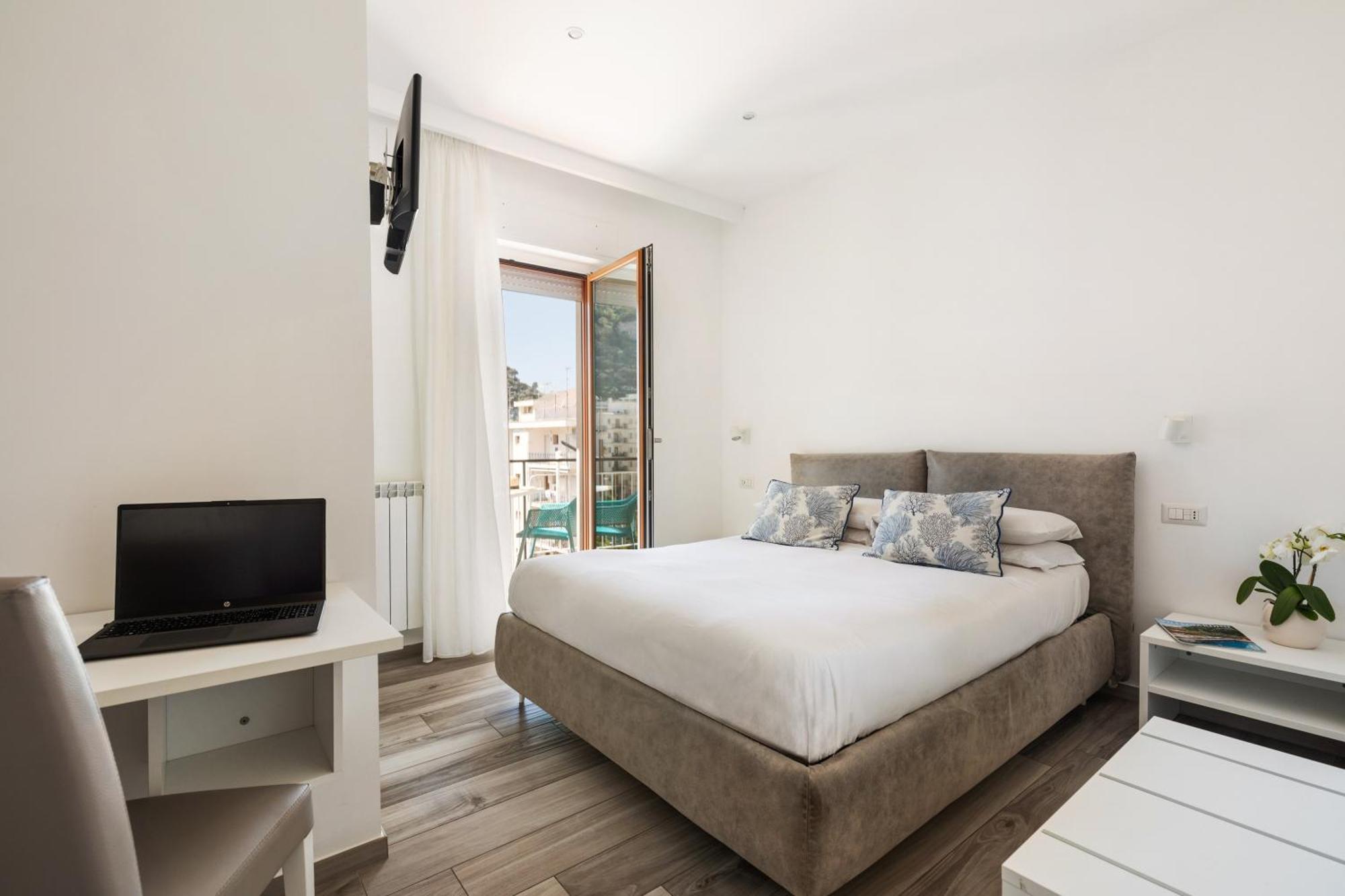 Yourhome - Maison Degli Aranci Sorrento Buitenkant foto